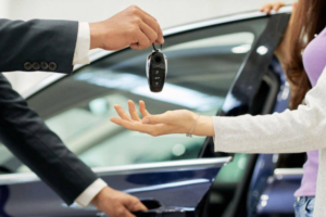Phân tích những ưu, nhược điểm của việc mua và thuê ô tô – hai phương án phổ biến được người tiêu dùng Mỹ lựa chọn.