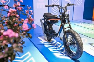 Xe đạp điện VinFast lần đầu ra mắt: tốc độ 32 km/h, pin có thể tháo rời, giá bán vẫn chưa được tiết lộ